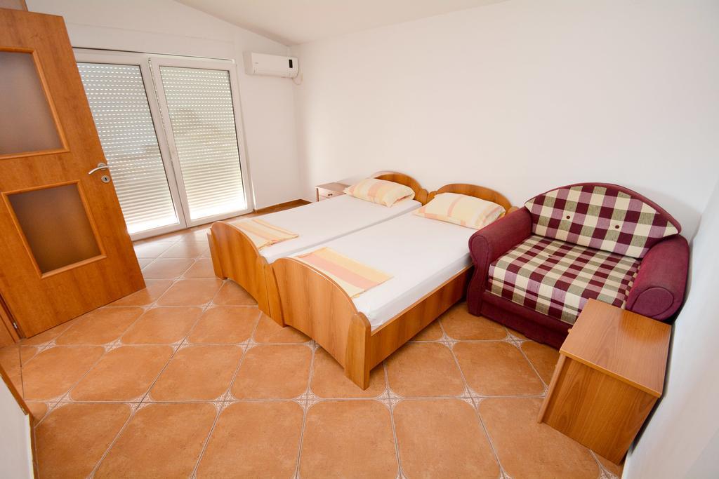 Guesthouse Mb Knezevic Budva Exterior foto