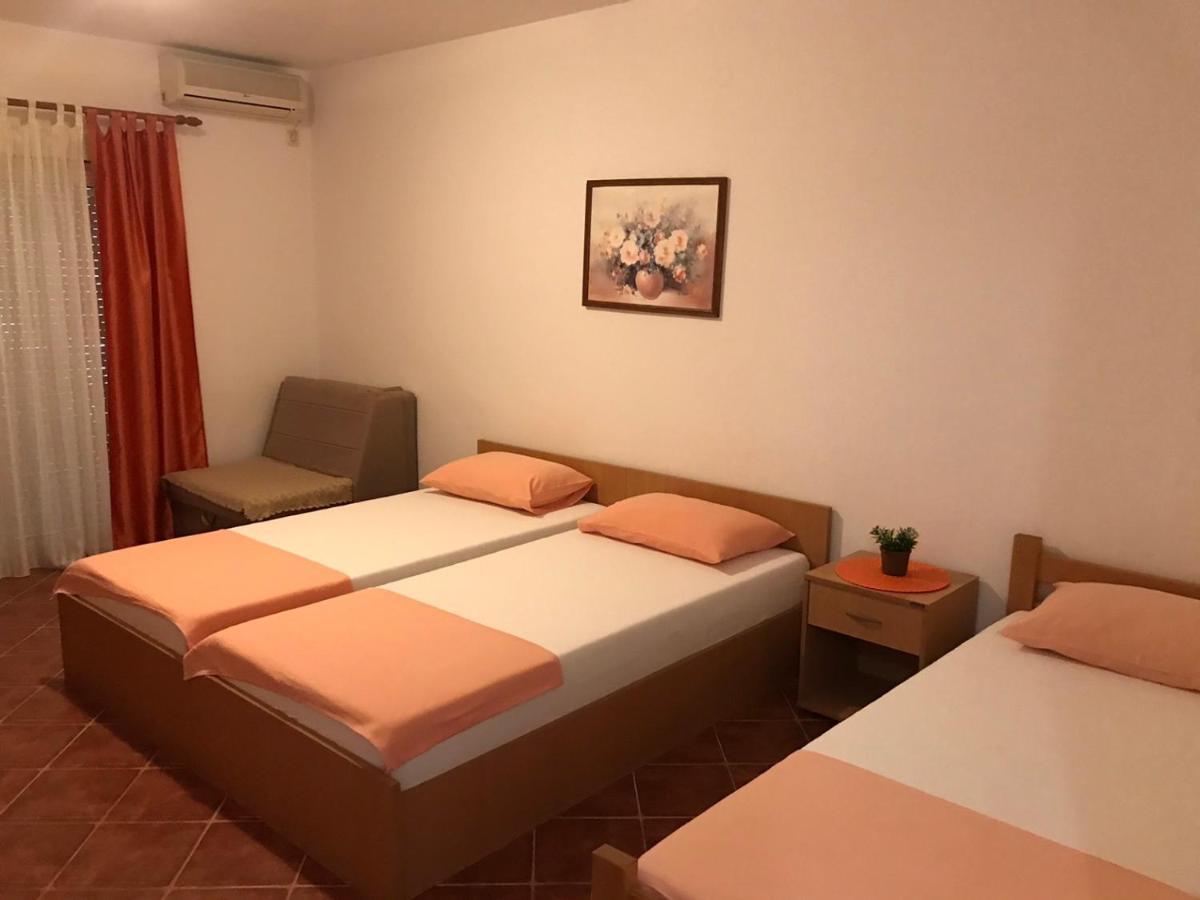 Guesthouse Mb Knezevic Budva Exterior foto